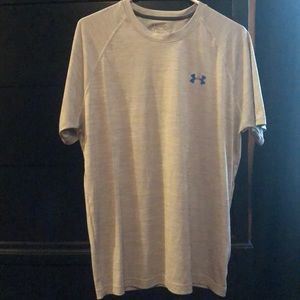 Men’s Under Armour shirt